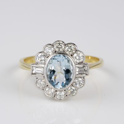 Spectacular Art Deco Aquamarine Diamond Classy Cluster ring