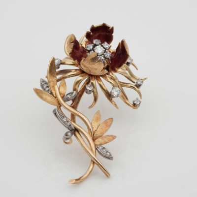 Retro Flower Spray 1.20 Ct. Diamond Brooch 18 KT