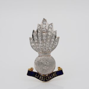English Royal Grenadier Sweet hearth Brooch 1.20 Ct Diamond Platinum Gold