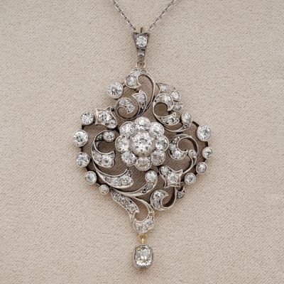 Victorian Over 4.0 Ct Old Mine Diamond Rare Glittering Pendant