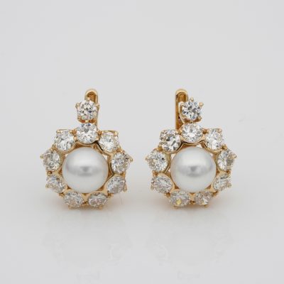 Art Deco Salt Sea Pearl & 2.0 Ct Diamond G VVS Classy Cluster Earrings 18 KT
