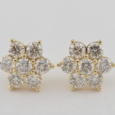 Estate 5.62 Ct Brilliant Cut Diamond Sized Classy Cluster Stud Earrings