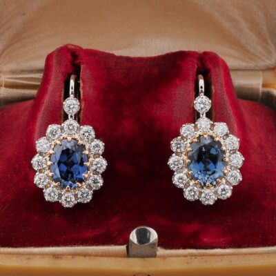 Art Deco 2.70 Ct Natural Royal Blue Sapphire 1.50 Ct Diamond F G VVS earrings